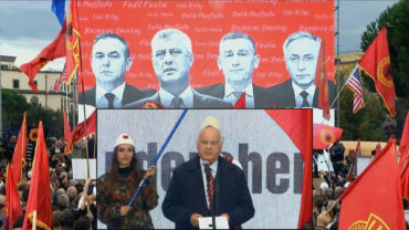 “LIRINË E KOSOVËS E KEMI FITUAR ME GJAK…”/ Ish-Presidenti Moisiu në protestën e UÇK-së: Të mbrojmë dinjitetin tonë kombëtar