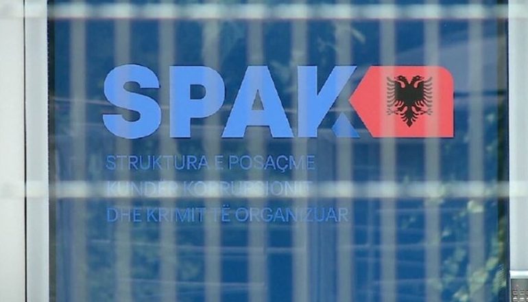 I MORËN LEKË BIZNESMENIT QË OPERONTE PA LICENSË/ SPAK dërgon për gjykim 2 inspektorët e ISHTI-së dhe vetë pronarin