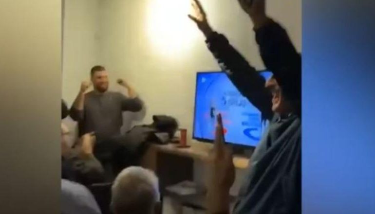 VENDORET NË KOSOVË/ Selia e LDK-së në festë pasi Exit Poll-i nxori fitues Përparim Ramën (VIDEO)