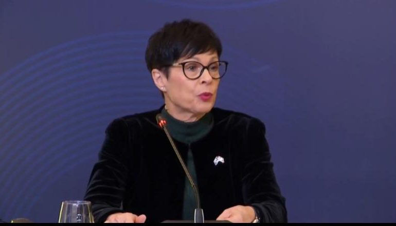 SAMITI I PLANIT TË RRITJES/ Marta Kos: Rajoni duhet të ecë së bashku, rrezikohen 300 milionë euro fonde nëse…
