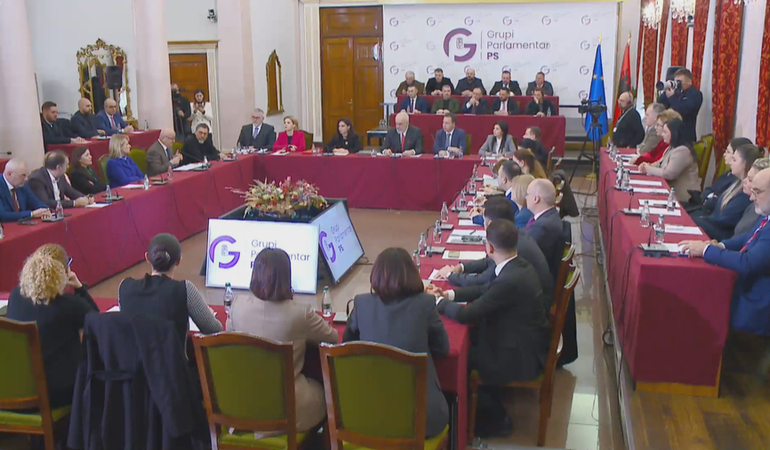 MBLIDHET GRUPI PARLAMENTAR I PS/ Në fokus zgjedhja e Avokatit të Popullit