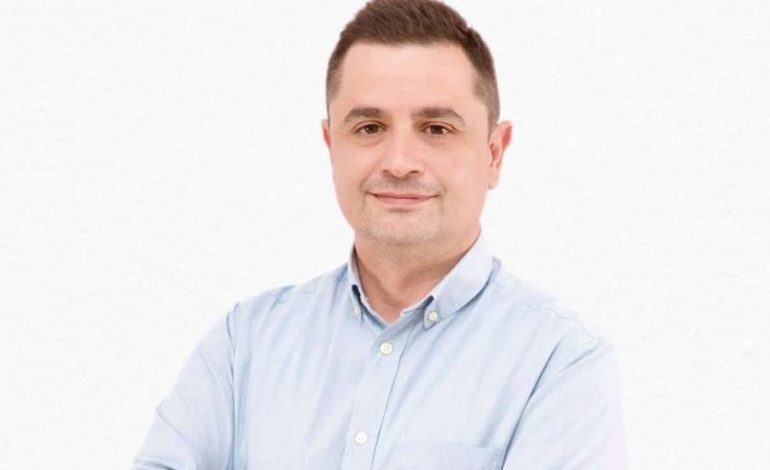 HUMBJE E THELLË PËR PAVLO SHKARPËN/ Ervin Ceca i PS, fiton Bashkinë e Beratit me 83% të votave