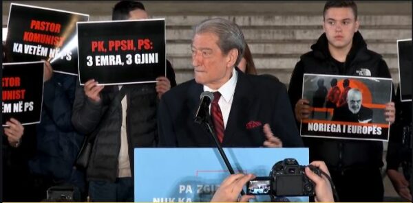 PROTESTA/ Berisha: Këtu bandat e qeverisë likujdojnë njëra-tjetrën si në Rinas! “Mbyllën” Kuvendin se kanë frikë nga opozita