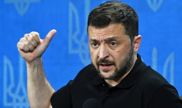 RUSIA NUK NDAL SULMET NË UKRAINË/ Zelensky kërkon sisteme të mbrojtjes ajrore