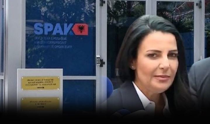 E PEZULLUAN NGA DETYRA DHE ME PASAPORTË TË BLLOKUAR/ Belinda Balluku del sot para GJKKO