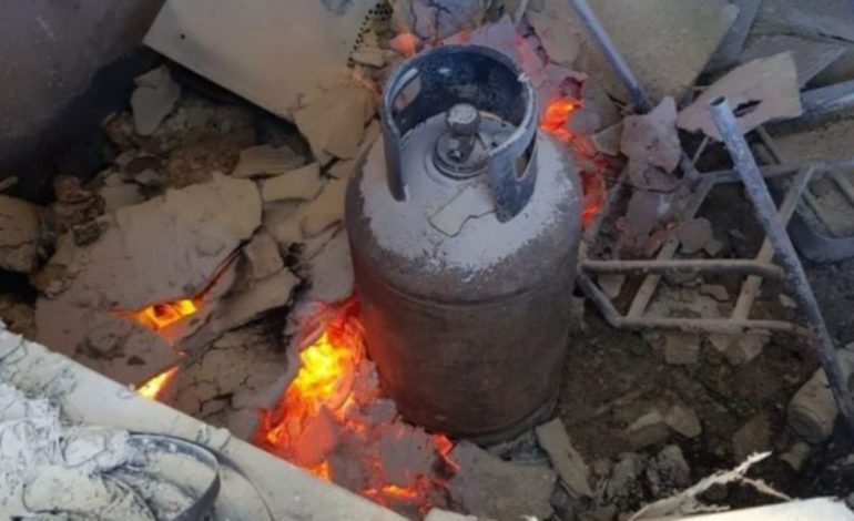 DETAJET E PARA/ La gjellën në sobë dhe u largua, shpërthen bombola e gazit në Memaliaj