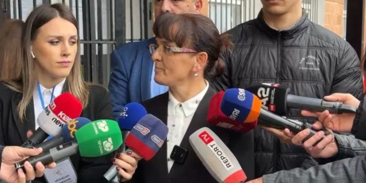 ZGJEDHJET NË MAT/ Kandidatja e pavarur: Mbetem socialiste ndonëse idetë tona u ndanë…
