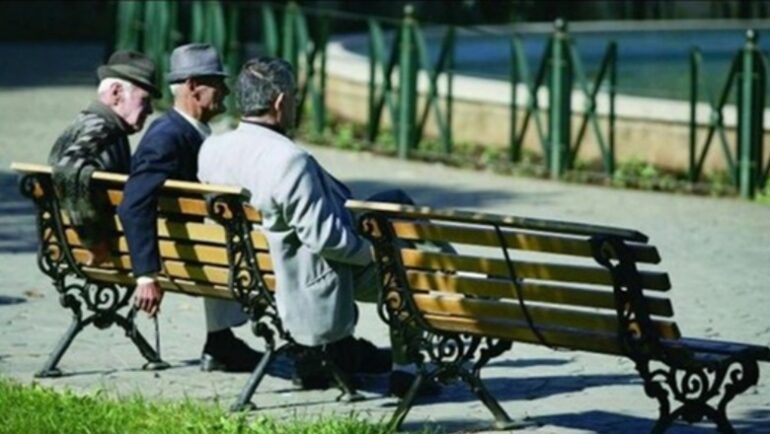 FESTAT E FUNDVITIT/ Miratohet bonusi për pensionistët