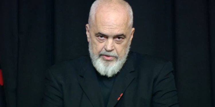 “DO DEPËRTOJMË 700 FAMILJE SHQIPTARE”/ Rama – Sekretares britanike: Si mund të përsëritësh kaq dobët retorikën e të djathtës ekstreme?