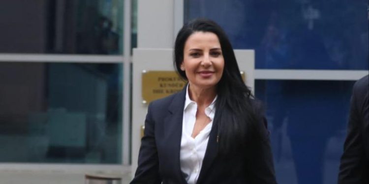 QEVERIA ÇOI NË KUSHTETUESE PEZULLIMIN E BALLUKUT/ Kolegji shtyn mbledhjen për javën tjetër