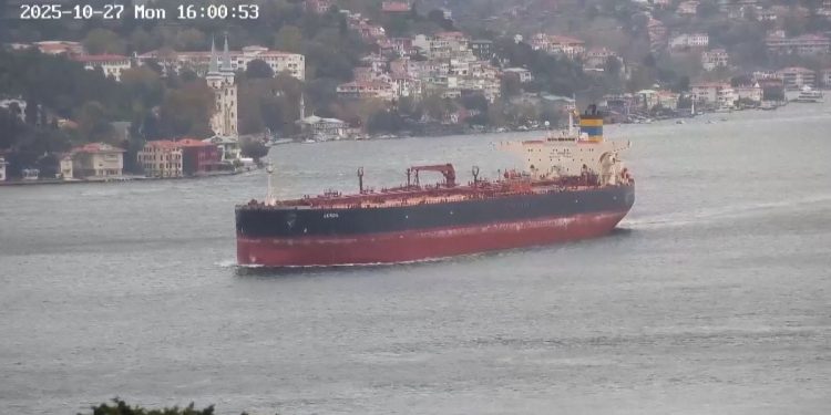 “OPERACION SPECIAL I PAPRECEDENTË”/ Ukraina sulmon “flotën hije” ruse në Mesdhe