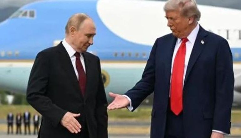 LUFTA/ Shtëpia e Bardhë: Trump bisedë telefonike me Putinin, diskutime për Ukrainën dhe sulmin me dronë ndaj vilës së presidentit rus