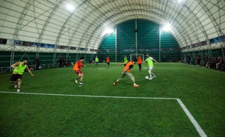 HUMBI JETËN TEKSA LUANTE FUTBOLL ME MIQTË/ DETAJE nga vdekja e 42-vjeçarit në Vlorë: Dyshohet se…