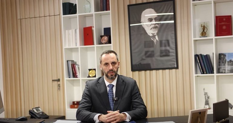 LAJM I MIRË PËR 13 MIJË FAMILJE PRONARËSH/ Miratohet kompensimi, paratë kalojnë në llogari bankare