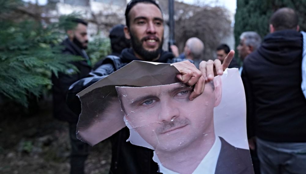 NJË VIT QË NGA PËRMBYSJA E ASADIT NË SIRI  OKB paralajmëron  Tranzicioni mbetet i brishtë