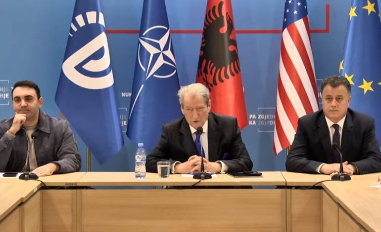 MBLEDHJA E GRUPIT PARLAMENTAR TË PD/ Berisha: Do të riparaqesim në Kuvend amendamentin për minimumin jetik dhe ripopullimin