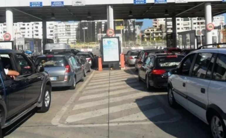 E PËSON KEQ/ U kap me 12 mijë euro të padeklaruara në Portin e Durrësit, çfarë i ndodhi 21-vjeçarit?