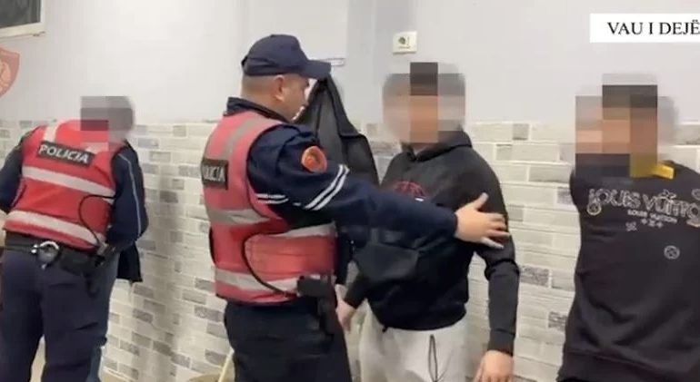 KAFE ME DROGË E LOJËRA FATI/ E pëson pronari 39-vjeçar në Vaun e Dejës