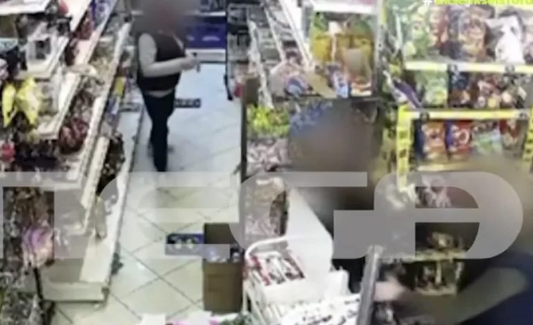 PAMJE TË RËNDA/ Shqiptari masakron me thikë ish-gruan në Greqi, 50-vjeçarja u fut në një supermarket për të shpëtuar