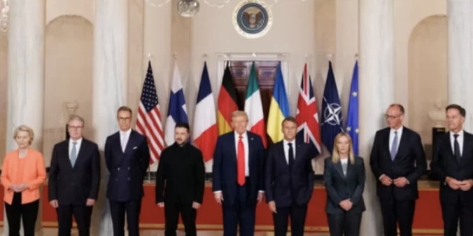 “NJË GRUP KOMBESH TË KALBËZUAR”/ Trump për liderët e BE: Europa e drejtuar nga njerëz të dobët! Nuk dinë çfarë bëjnë