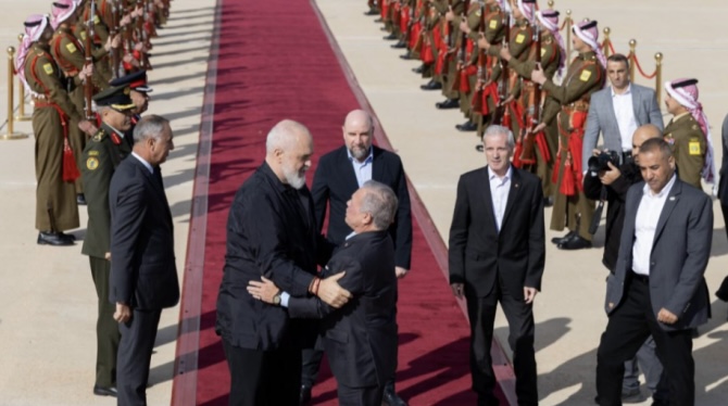 PUBLIKON FOTOT NGA JORDANIA/ Rama: Shqipëria udhëhoqi tryezën e liderëve fetare të Ballkanit