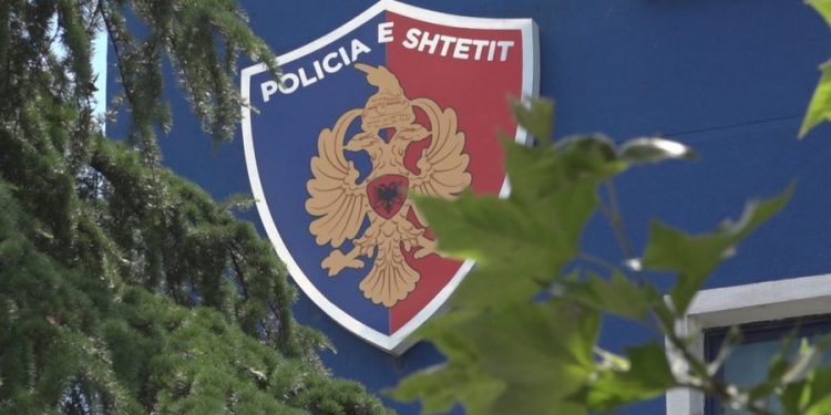 EMRAT/ Largohet nga drejtimi shefi i komisariatit në policinë e Kolonjës. Ja kush e zëvendëson