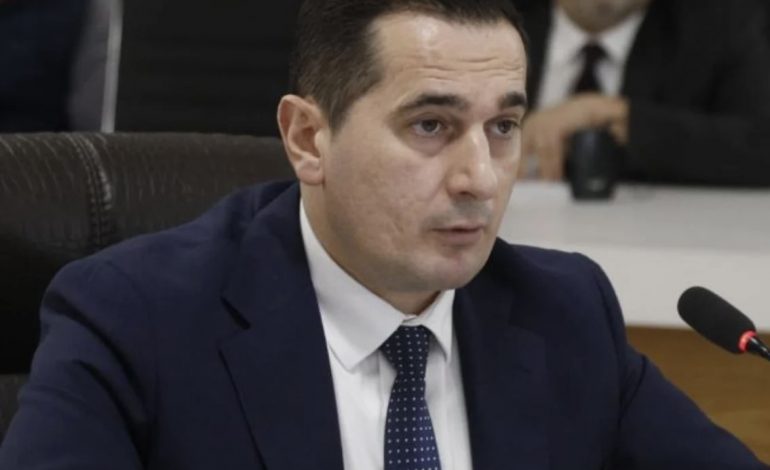 ME 7 VOTA PRO/ Zgjidhet kreu i ri i SPAK