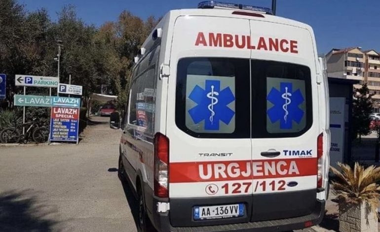 E RËNDË NË TIRANË/ I riu hidhet nga ballkoni i banesës