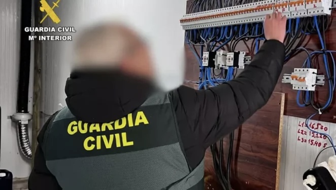 GODITET BANDA SHQIPTARE NË SPANJË/ Vodhën 210 mijë euro energji për “shtëpitë e barit”, 9 të arrestuar