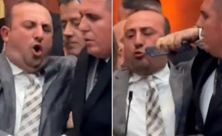 MOMENTI QË NUK U PA/ Përplasjet me Gardën, “shpërthen” deputeti i PD: Ju q****…