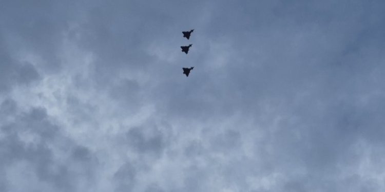 “RRITET RREZIKU LINDOR”/ Gjermania dërgon avionë në Poloni