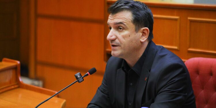 BUXHETI 2026/ Këshilli Bashkiak kërkesë SPAK dhe “Burgjeve”: Lejoni Veliajn të marrë pjesë fizikisht në mbledhje