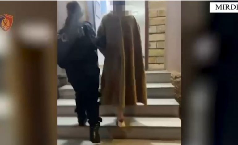 EMRI/ Arrestohet 35-vjeçarja në Rrëshen! U kap e armatosur teksa…