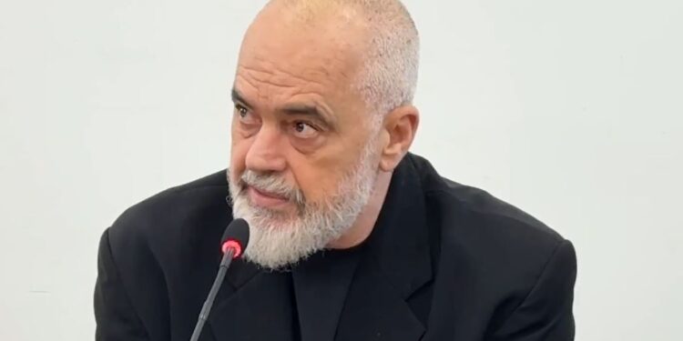 “DO RRISIM PAGAT PËR MJEKËT DHE INFERMIERËT”/ Rama: Shërbim shëndetësor me “AI”