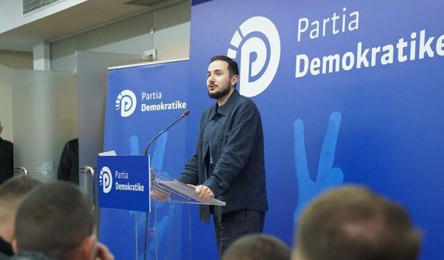 “PARTIA DEMOKRATIKE DUHET TË NDRYSHOJË”/ Salianji pas takimit në Shkodër: Koha e këtij pushteti ka mbaruar