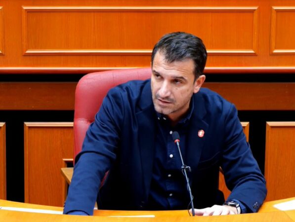 “DUHET TË JETË NË MBLEDHJE PËR BUXHETIN”/ SPAK refuzon kërkesën e Këshillit Bashkiak të Tiranës për Veliajn