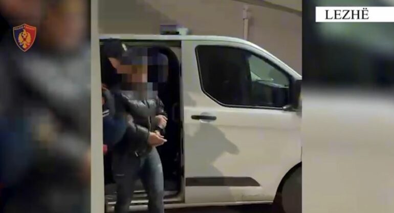 EMRI/ I shpallur në kërkim nga Spanja, arrestohet në Lezhë 45-vjeçari i akuzuar për vjedhje me armë