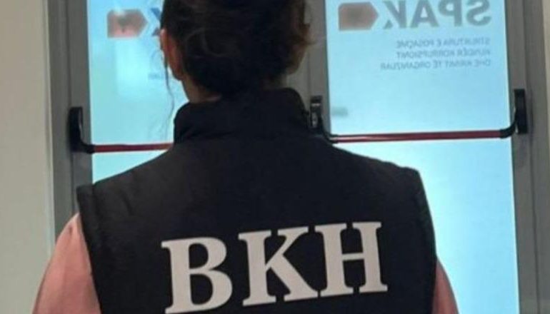 HETIMET ME AUTORITETET ITALIANE PËR CALL CENTER-at/ SPAK dhe BKH kryejnë kontrolle në kullën që ndodhet ngjitur me Gjykatën e Lartë në Tiranë