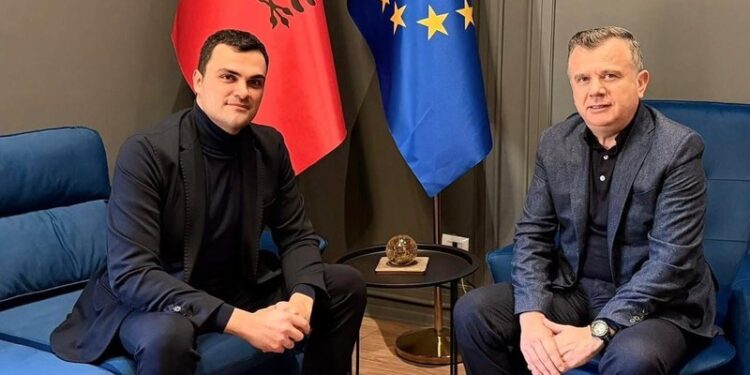 PËRGATITJET PËR SAMITIN E DIASPORËS/ Balla priti në Kuvend Besmir Rrjollin: Zë aktiv i komunitetit shqiptar në Milano