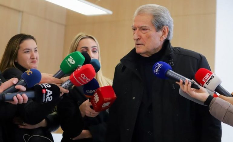 PROTESTA E 24 JANARIT/ Berisha: Nuk marrim pushtet me dhunë, kërkohet vetëm dorëheqja e Ramës