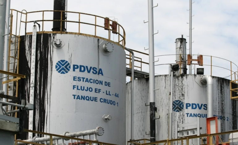 ÇFARË DO BËJË TRUMP ME NAFTËN E VENEZUELËS/ Mbi 300 miliardë fuçi nën tokë