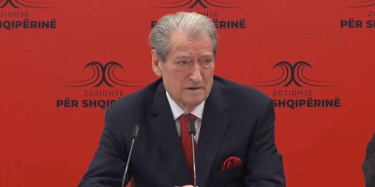 THIRRJE NDËRKOMBËTARËVE/ Berisha: Futeni Shqipërinë në listën e zezë. Jemi po aq të rrezikshëm sa Kolumbia