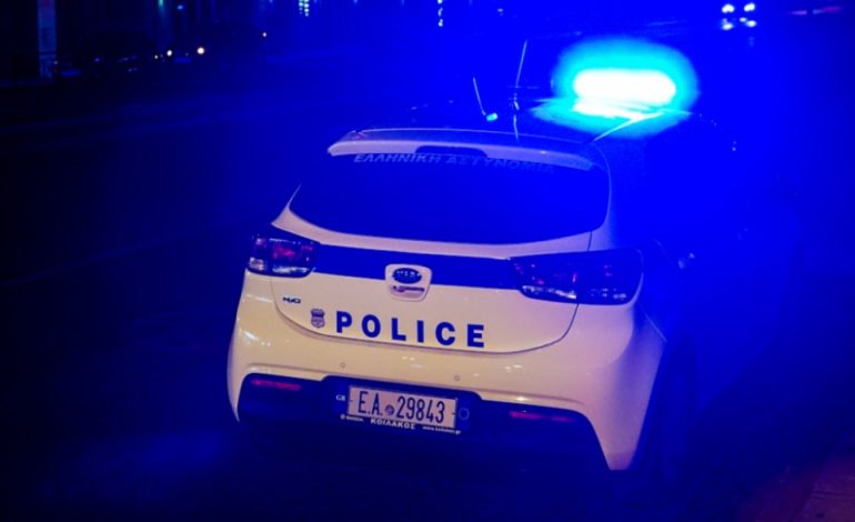 TË SHTËNA ME ARMË ZJARRI NË GREQI/ Plagoset pronari shqiptar i një restoranti dhe djali i tij