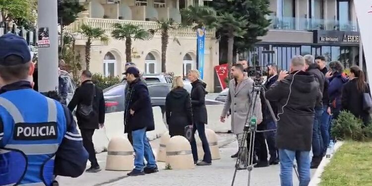 FOTOLAJM/ Ivanka Trump viziton sërish Manastirin e Zvërnecit