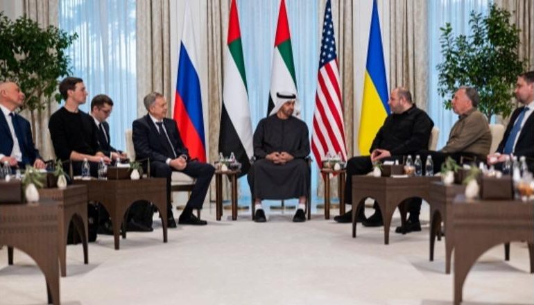 SAMITI TREPALËSH NË ABU DHABI/ Rusia këmbëngul në kontrollin e plotë të Donbasit, Ukraina e quan çështjen territoriale thelbësore për paqen