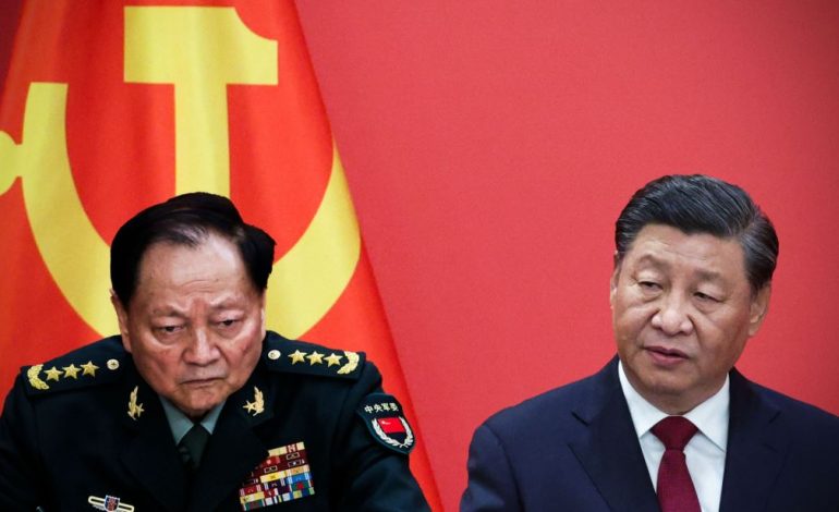 “SHKELJE E RËNDË E DISIPLINËS DHE LIGJIT”/ Kina nis hetimet ndaj gjeneralit më të lartë të vendit dhe aleatit të Xi Jinping