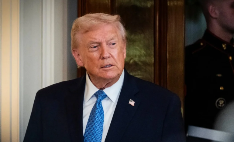 “U PËRGJIGJ PAS TRE ZILEVE NË TELEFON…”/ Gazetari i “New York Times” tregon 50 sekondat e bisedës me Trump pas sulmit në Venezuelë