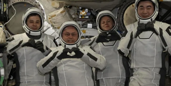 E PARA HERË NË HISTORI/ Astronautët kthehen më herët nga misioni hapësinor