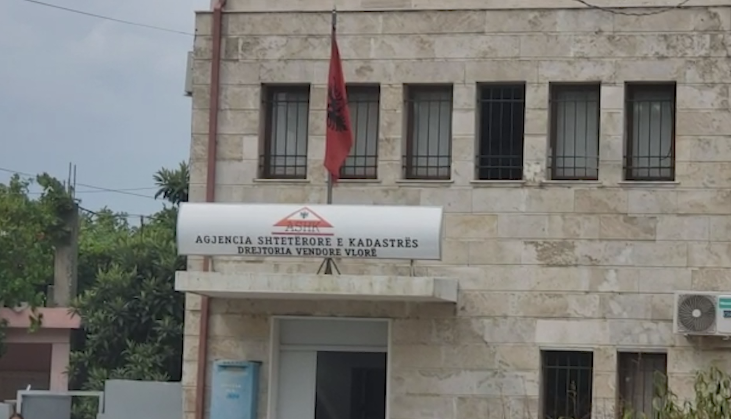 “DISKRIMINIM TERRITORIAL…”/ Dhoma e Avokatisë Vlorë kundër zhvendosjes së Kadastrës