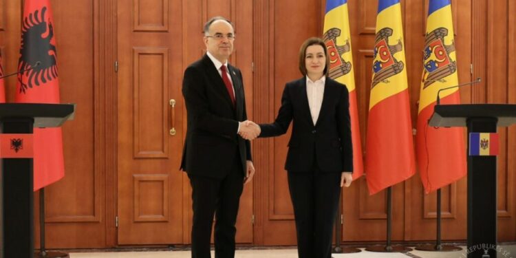 BEGAJ NË MOLDAVI/ Takon homologen e tij: Shqipëria dhe Moldavia rikonfirmojnë angazhimin e përbashkët për integrimin evropian